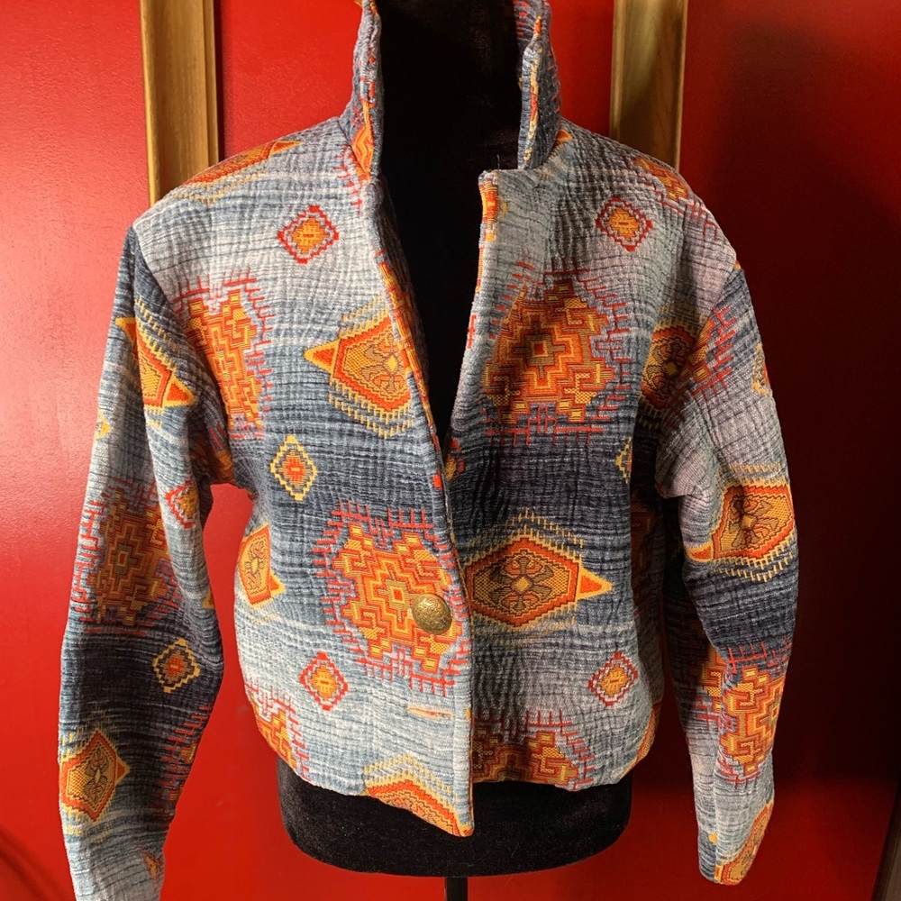 Vintage paco soler  Aztec print jacket women’s size medium chenille